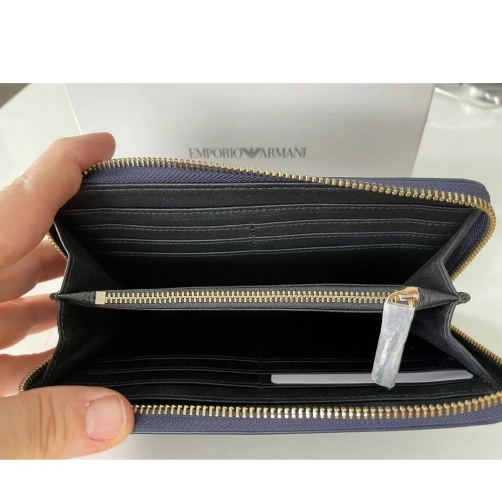 Emporio Armani Cervo Blue/Black‎ Leather Unisex Zip saround Wallet, Y3H171 8AHOC - Picture 4 of 10